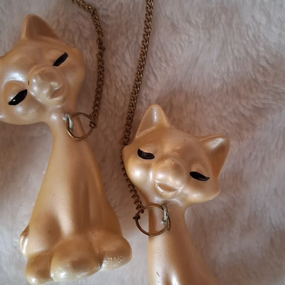 Charming Vintage Long Eyelash  Cat Figurine Set. Made In JAPAN. 60s. - Picture 3 of 5